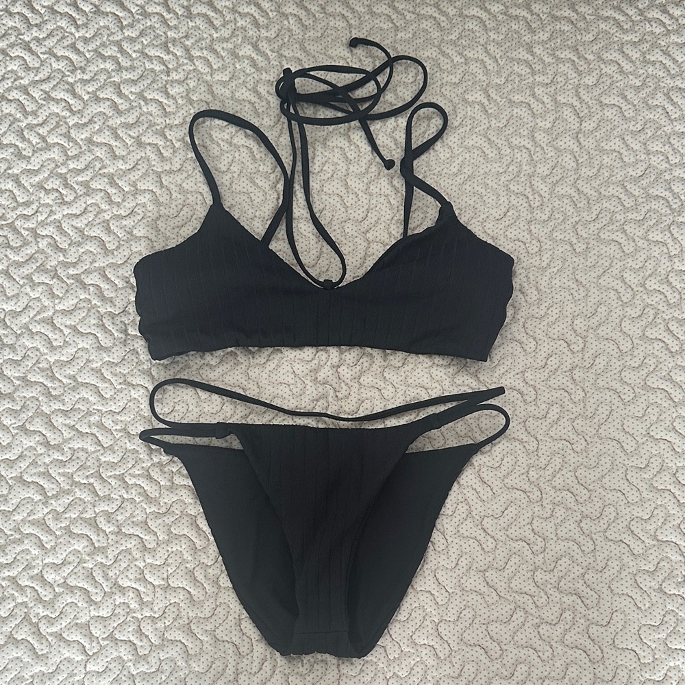 Reef Black Women's Bikini Set